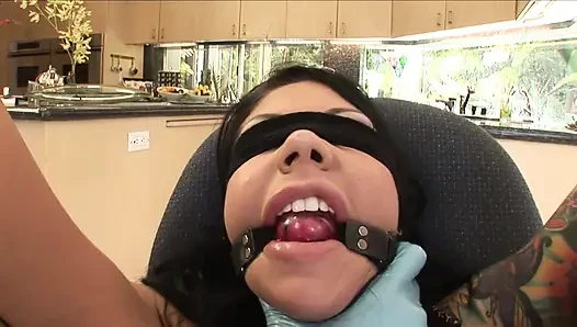 Fat cum 4 tiny chick getting  bumped in many ways