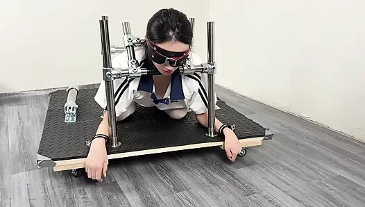 Metal Cehennem'in Kanca Kontrolü Vakum Görünümü