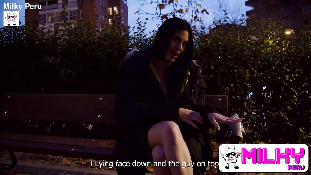 Busty Horny Girl Calls Her Ex-boyfriend While a Stranger Sucks Her Pussy in the Park