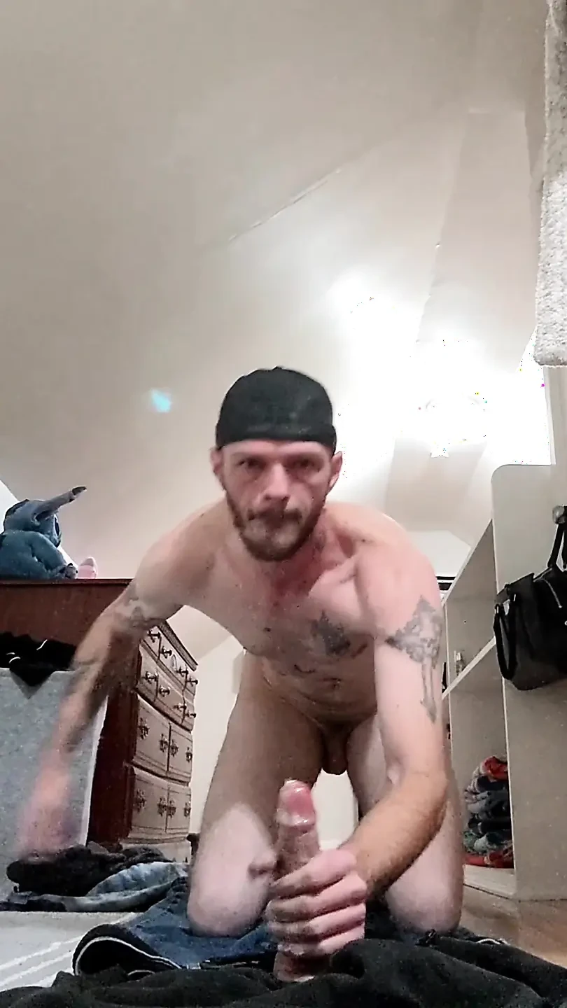 Codi Bonez Riding Cock POV Mobile Gay Porn