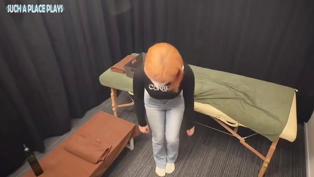 F-cup Busty Gal Begs for More, Trembling Climax as She Holds Back Her Voice and Meets an Overwhelming Finish