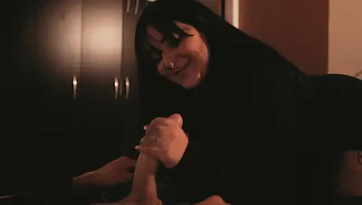 Der Freund Meiner Stieftochter Macht Mich Sehr an!