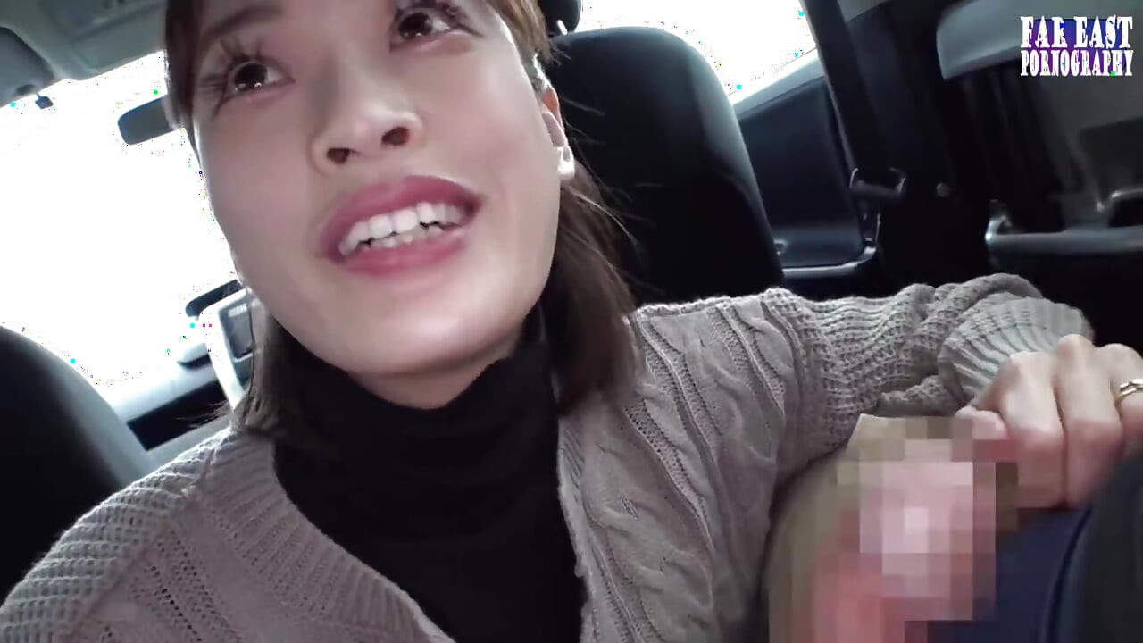 열린 하늘 아래에서 깊은 따뜻함을 즐기는 복종하는 마누라와 함께하는 우아한 걸프의 밤 3/3