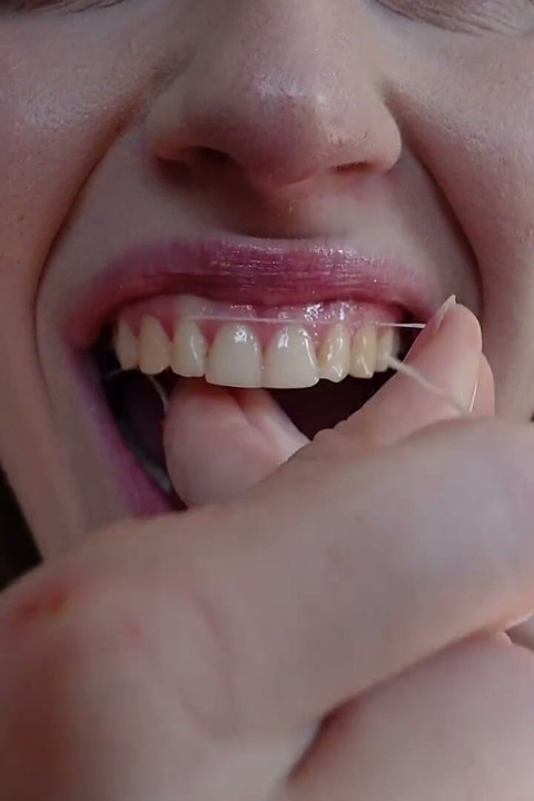 I Clean My Teeth with Dental Floss