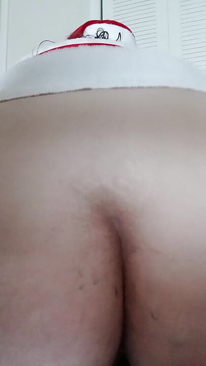 Big Booty BBW rides Christmas tree dildo