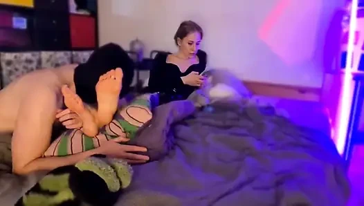 Он Нюхает, Лижет И Целует Мои Тапочки И Мои Ступни