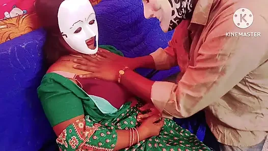 Tante seksi tamil lagi asik nyepong kontol dan toketnya akhirnya aku ngocok kontolku habis-habisan sambil bugil