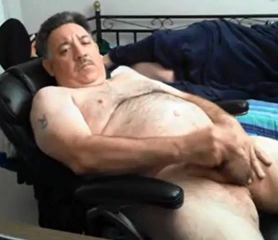 Big bear jerking off while partner sleeeping