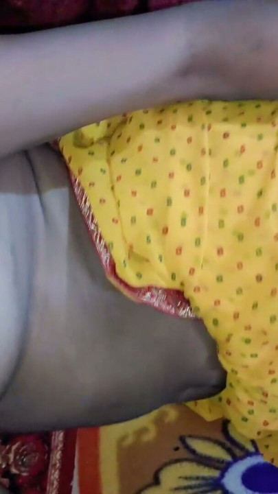 Indian Bhabhi Xshika Seduce her Younger stepbrother | Clip 1