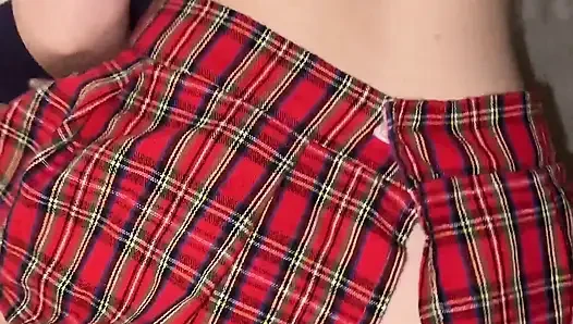 Mahasiswi nakal ini ngentot gurunya sendiri selesai kelas - deepthroat & doggy pov