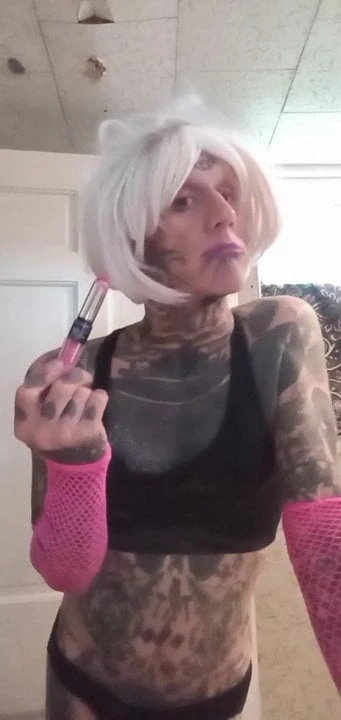 Sissies gone wild part 1: try to suck cock!