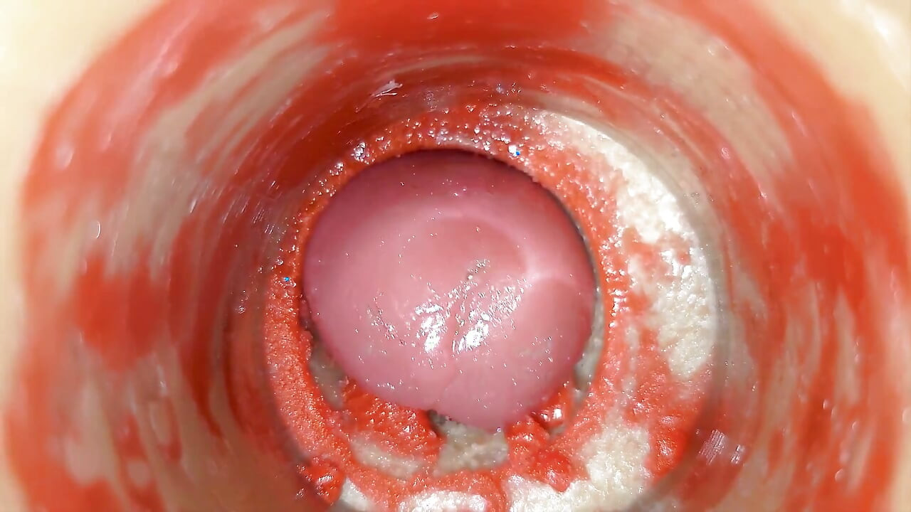 Pancutan air mani dengan sperma yang besar. Kamera dalaman yang sangat baik. 4K