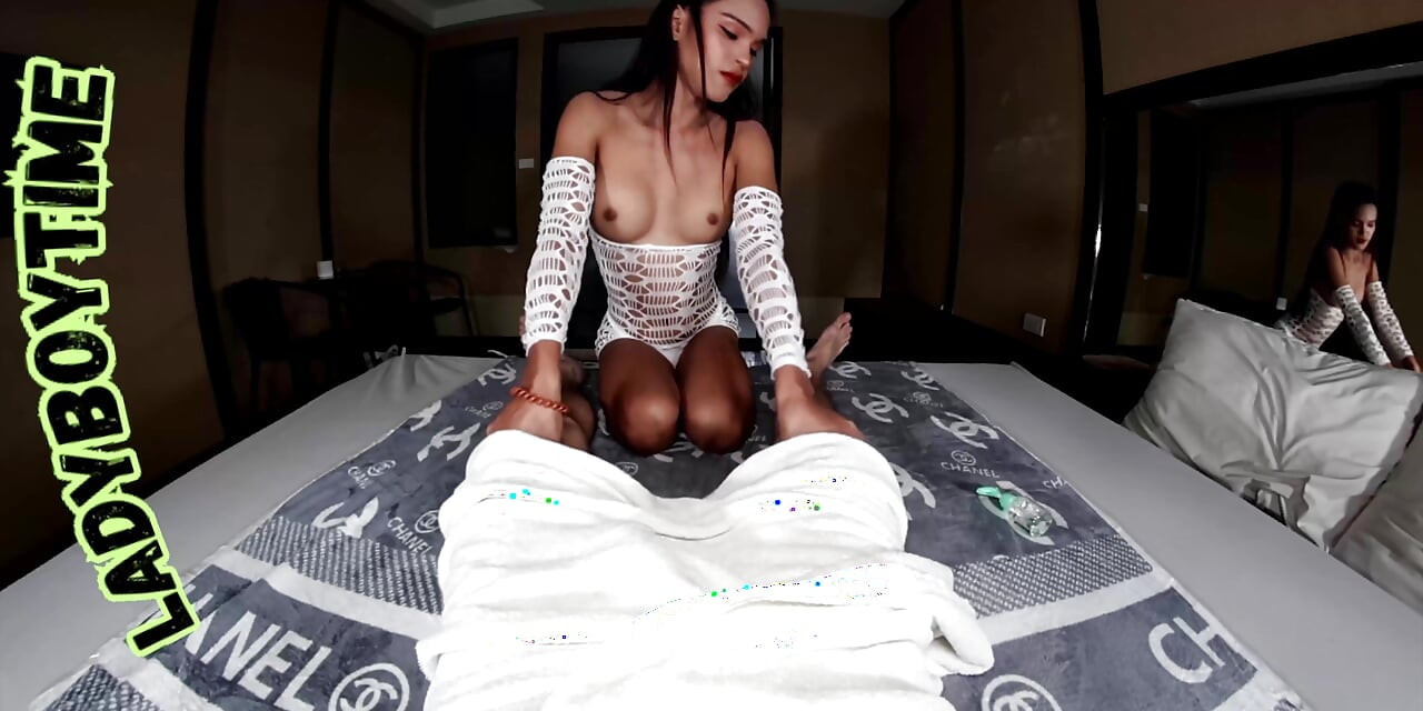 Nádherná Ladyboy Pleasure Fuckfest