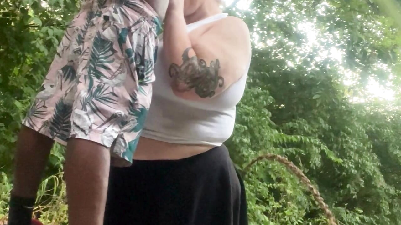 Ge den stora kroppen pawg vad hon vill
