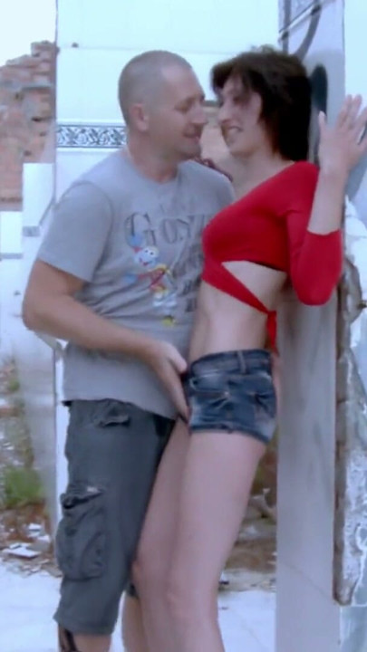 Outdoor fuck with the spectacular French brunette Gabriela Quetzal | Clip 1
