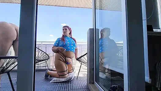 Outdoor Sex with an Argentinian Brunette