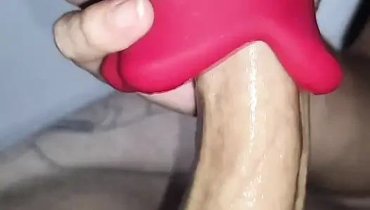 POV - Большой член и горячая брюнетка дрочит ненасытной киске