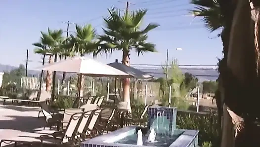 Booty workoutscene-2_blonde tante seksi dengan pantat bahenol yang diikat di gym berujung dientot habis-habisan