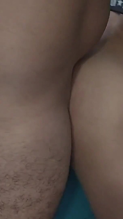 Karlita götünde bir yarağın tadını çıkarıyor | Klip 1