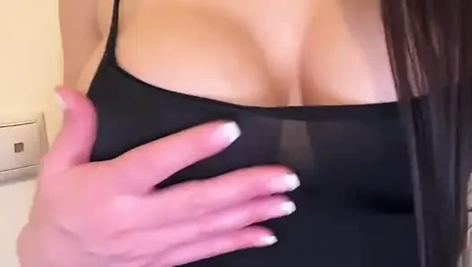 Ibu tiri bertoket manis