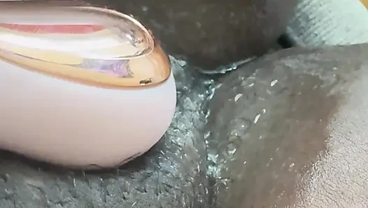 Suck that pussy