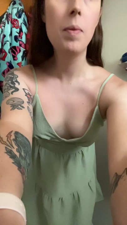 Tranny undressing