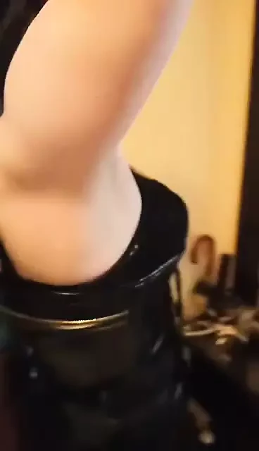 ValadNik video