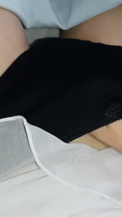 Üç kadın öğrenci mastürbasyonu bırakamadıkları için okulu astı | Bölüm 1