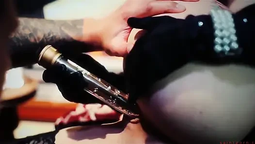 Sasha rose dicrot di muka