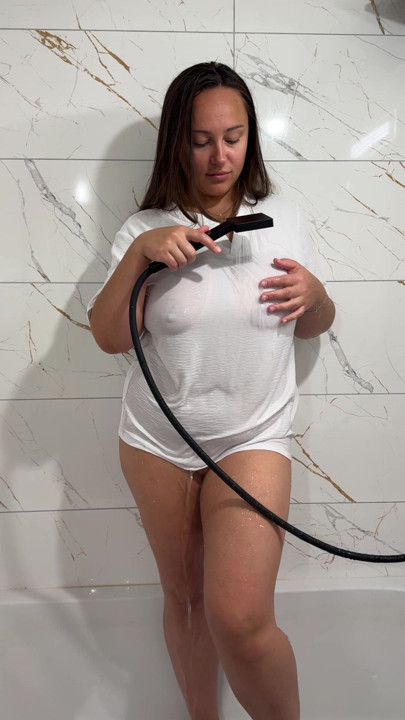 I want you to get me wet and fuck me