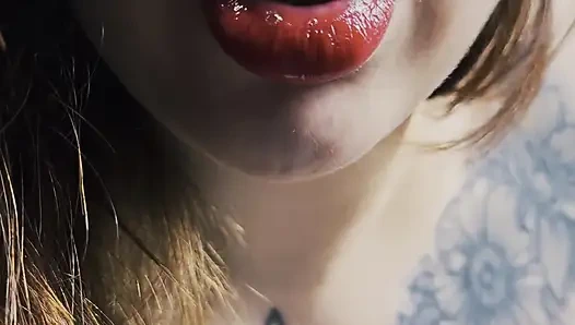 Tanrıçanın altında baskın bakış açısı, fısıltı azdırma ve tam kontrol