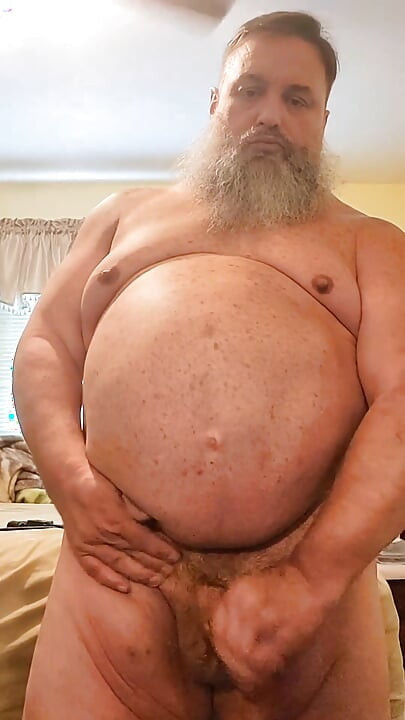 Stepdaddy Bear Gets Verbal and Cums