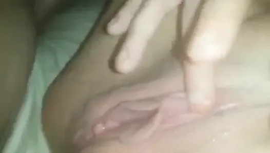 stranger cums on wife's  pussy
