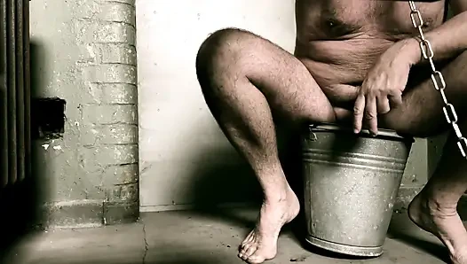 Domina, herrin, april - zelle 45 april gefängnis, teil 1