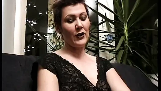 Dirty German slut shaves her twat in solo scene