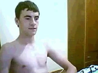 GOKHAN KUZENI ILE TURKISH GAY GUYS