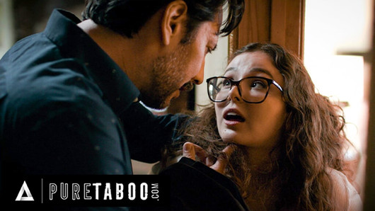 Pure Taboo - la studentessa innocente leana lovings cerca di sedurre il professore minaccioso per fare sesso