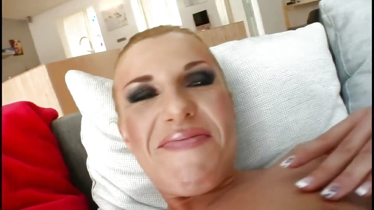 Janet, euro pussy fucking Milf & mugur, blonde, lingerie, costume, high heels, small tits, big ass, big booty, long version