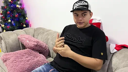 I couldn't resist seeing my stepsister in the lingerie I was going to give my girlfriend so I end up giving her a hard fuck.