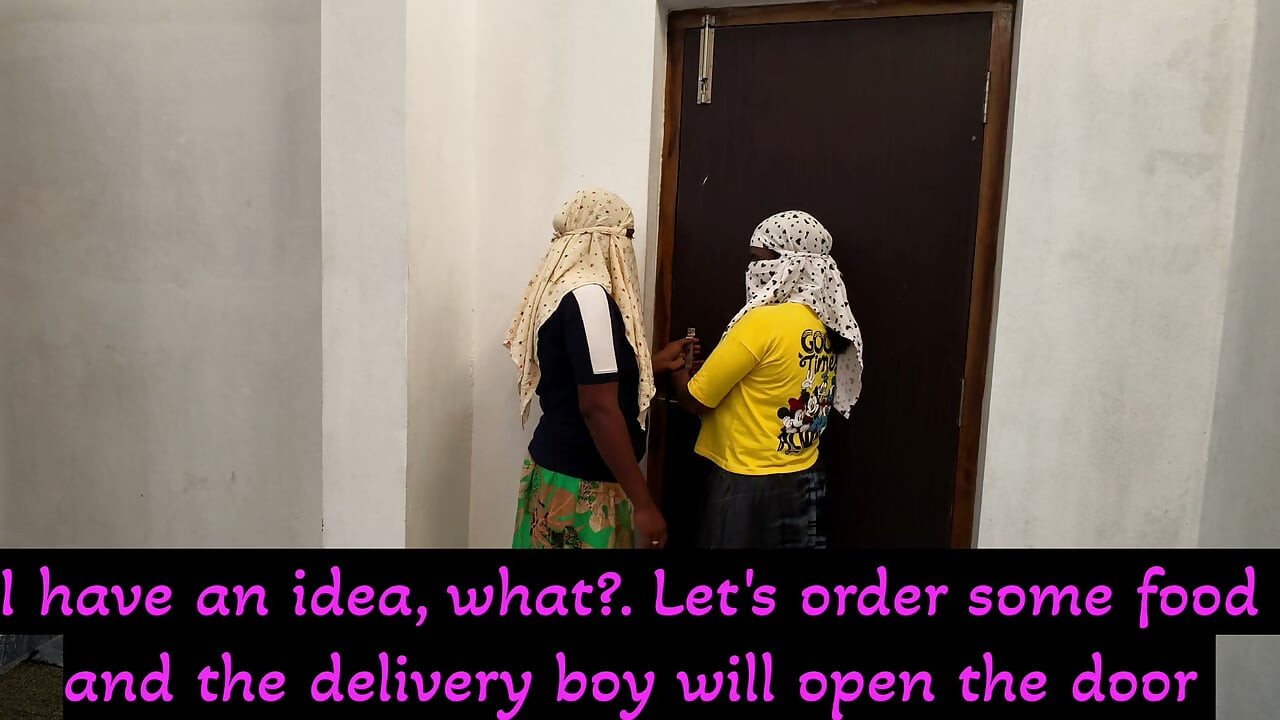 Lesbians door stuck and pizza boy