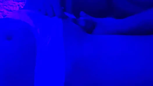 Little Thai: Ayah, aku dipenuhi dengan air mani, susu, dan krim di pesta sahabatku.