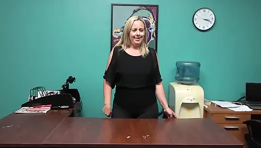 Brandii in Charge Featuring Brandii Banks