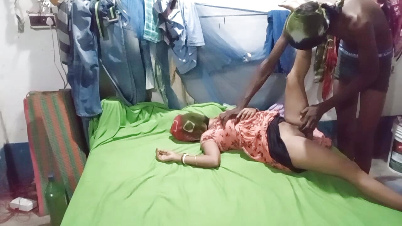 Desi hot ass sexy village women romance