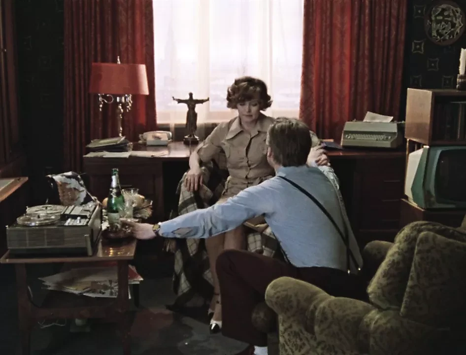 Moskva Slezam Ne Verit (1979) ep02 006 Vera Alentova