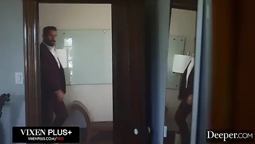 Lebih. Dubsie tetangga gadis ini lagi sama pria yang  sudah menikah