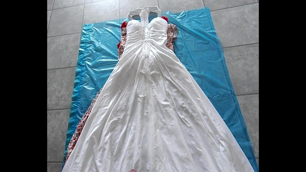 Brautkleid Pissorgie