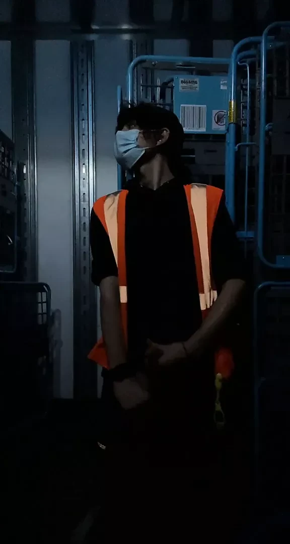 Jerking at work in a trailer
