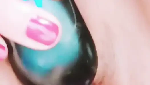 Seksi kadın eğleniyor