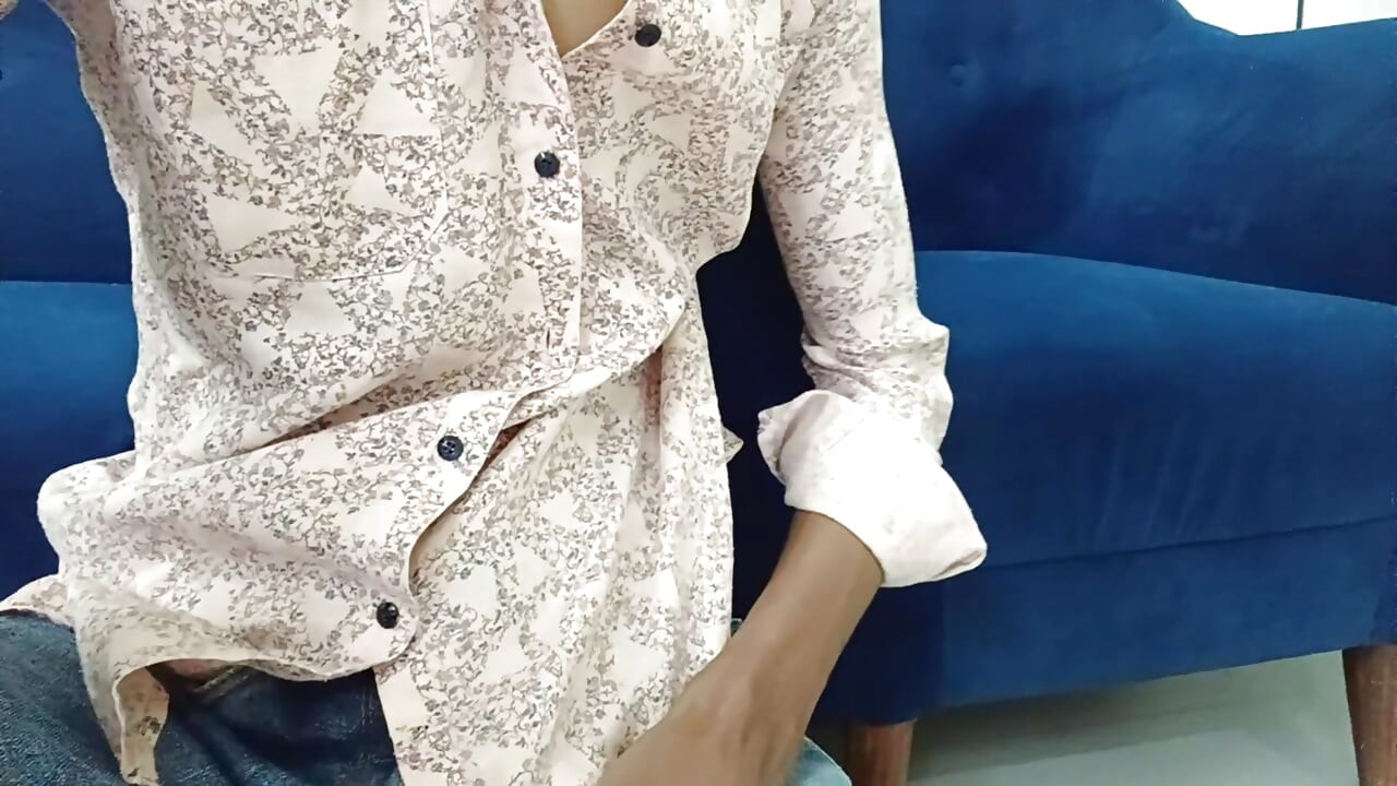 Desi shemale cumshot part -2