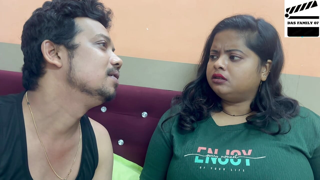 BAARE DUDHWALI BHABI OR THARKI DEWAR KI CHUDAI RAW CLIPS